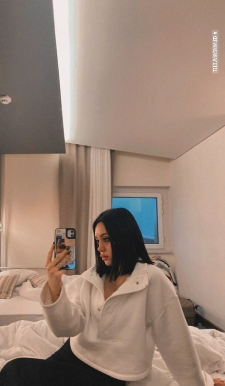 aysgencc star xxx photo