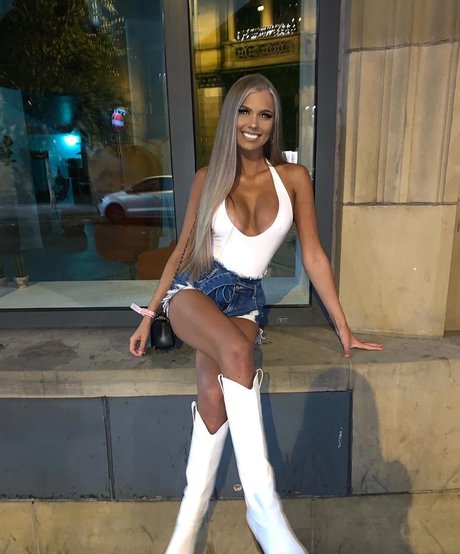 Sylvijaa naked star pictures