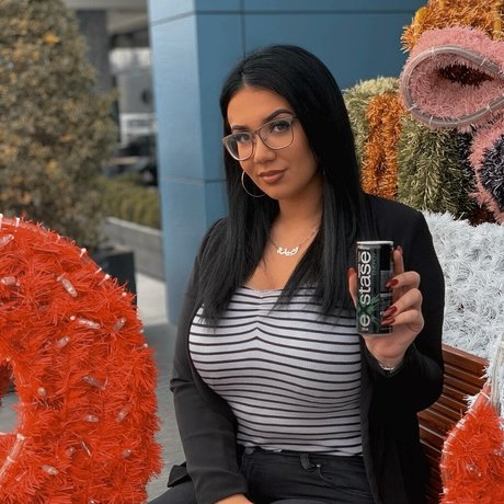 blonde masturbation onlyfans pretty photos