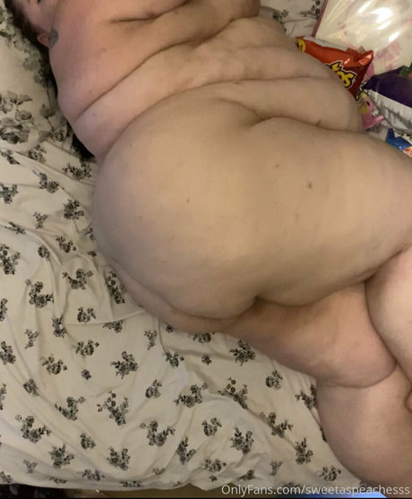 sweetaspeachesss pornstar nudes pictures