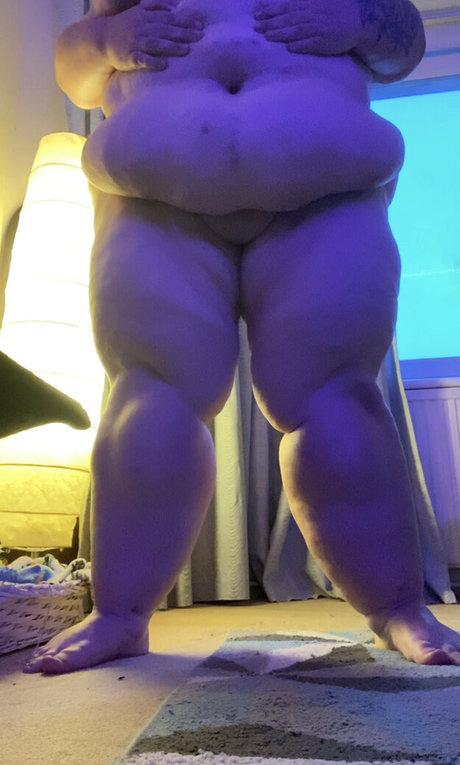 sweetaspeachesss model porn images