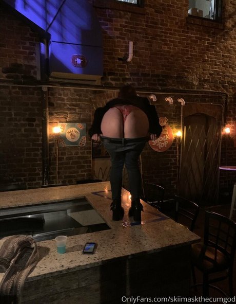 skiimaskthecumgod pornstar nude picture