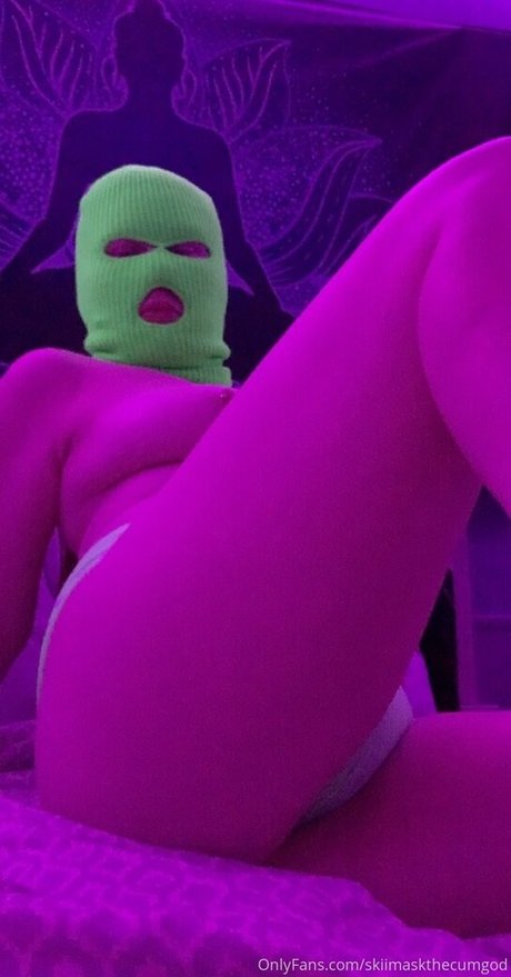 skiimaskthecumgod hd pornstar photo