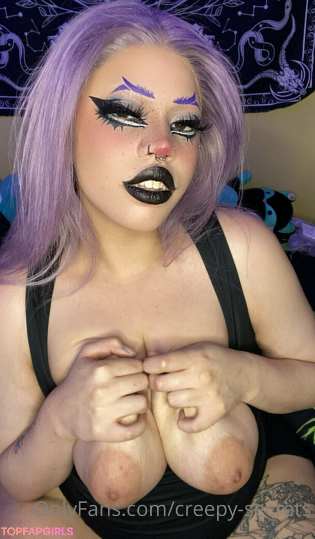 creepy secrets model exclusive pic
