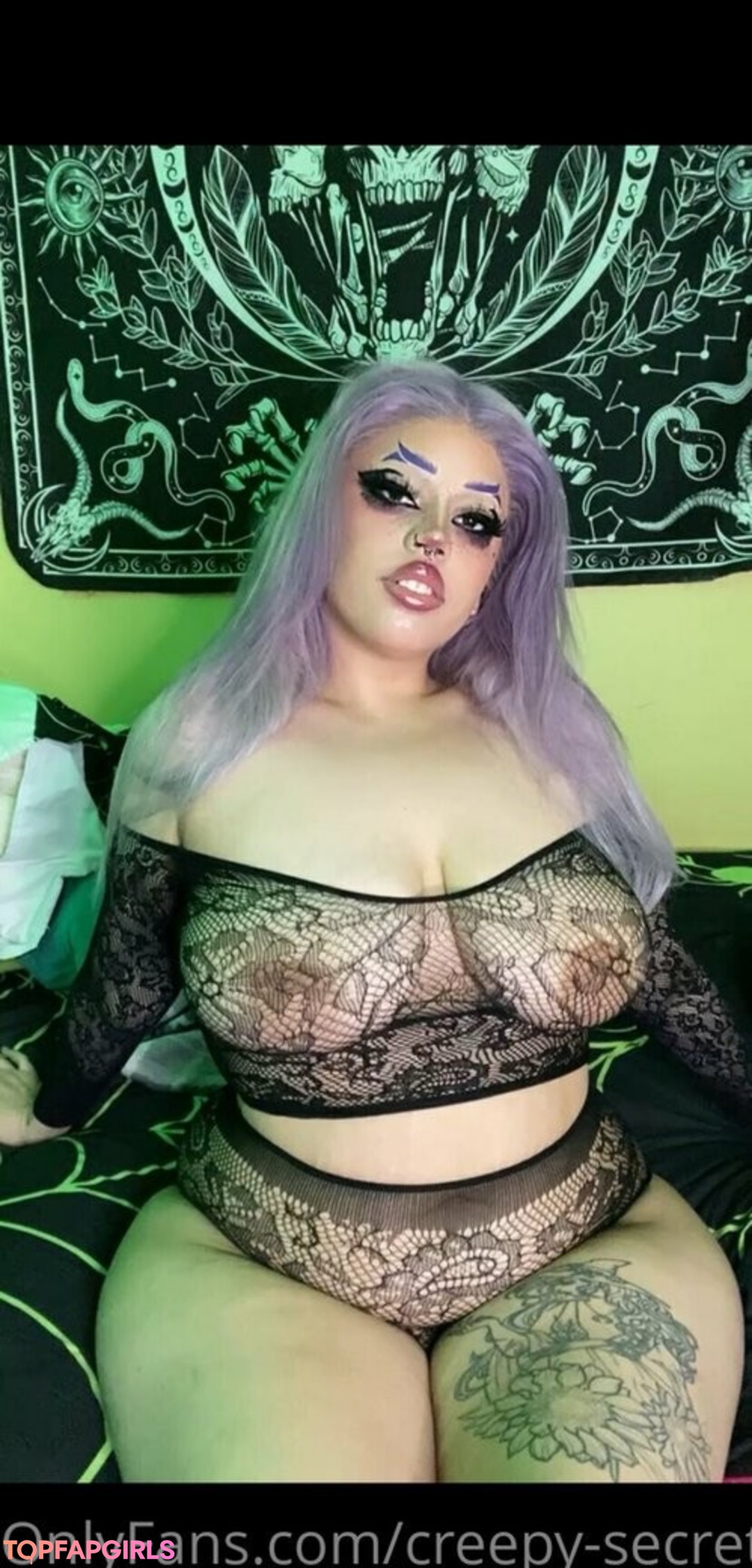 creepy secrets model sexy pic