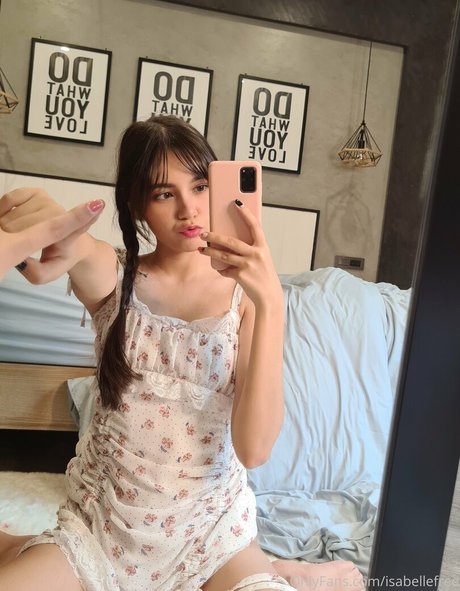 isabellefree star naked pics