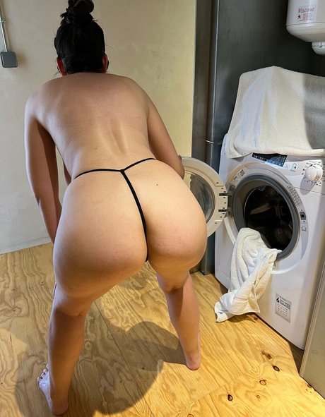 Elsa Liu leaked onlyfans.