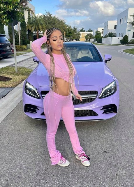 Malu Trevejo only fans