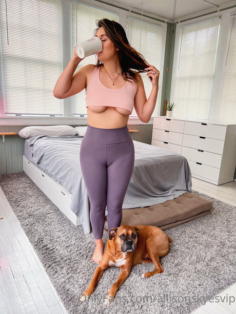 Mandi Sykes onlyfans joi