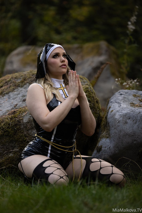 Mia Malkova nudes only fans