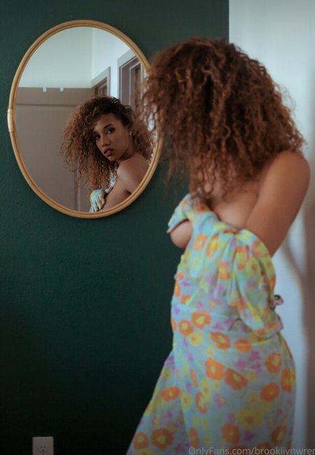 Brookliyn Wren onlyfans leak free