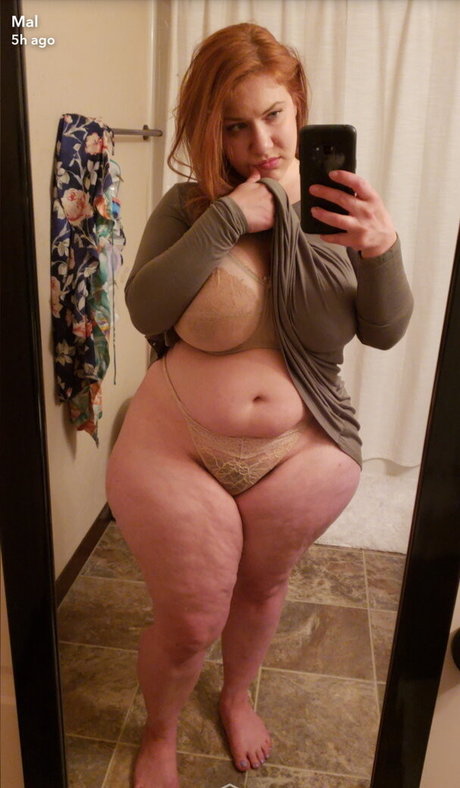 Mal Malloy only fans leaks porn