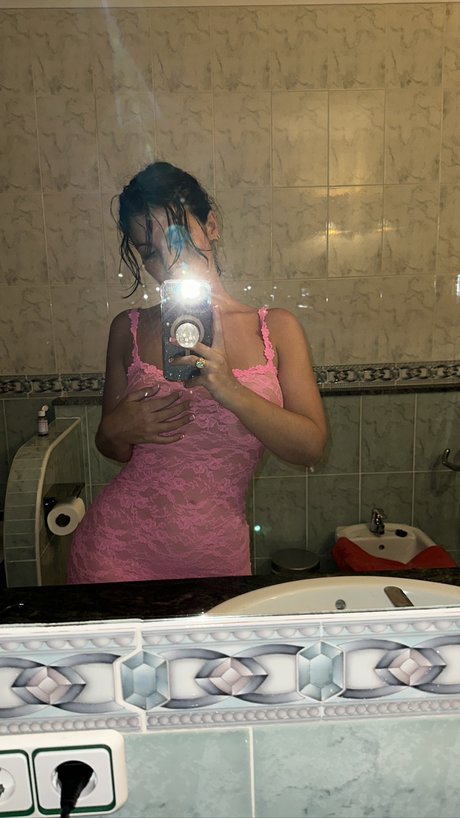 LaSirena69 onlyfans strip