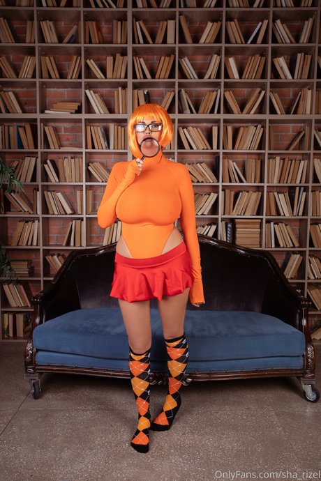 inside onlyfans top frame