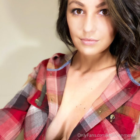 Kendra Mcnutt hot onlyfans