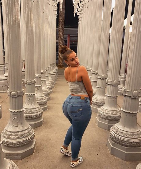 Janae Girard onlyfans leak free