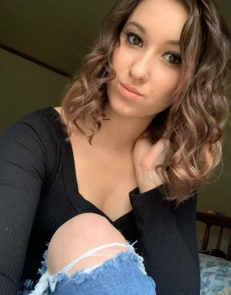 Sahara Summer onlyfans posts