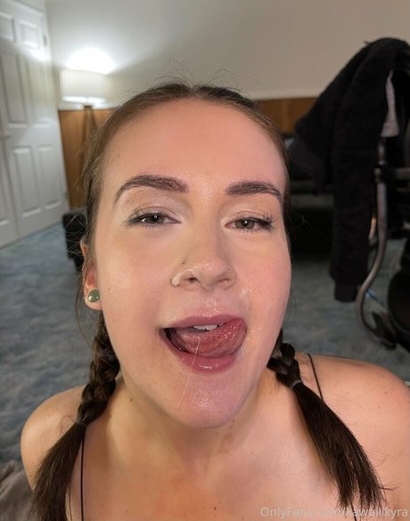 kitten kyra onlyfans.