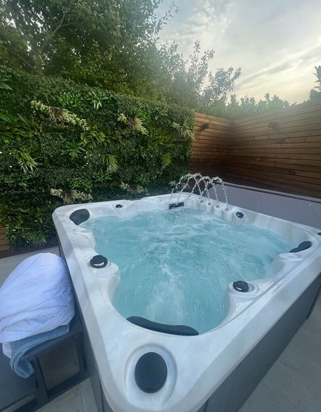 GEM101 feet onlyfans