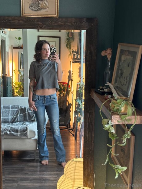 Thesexyvegan free only fans