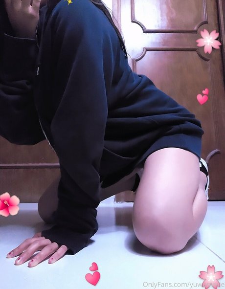 Yuwummie naked onlyfans leaks