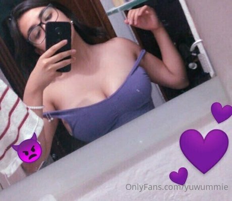 Yuwummie onlyfans pics nude