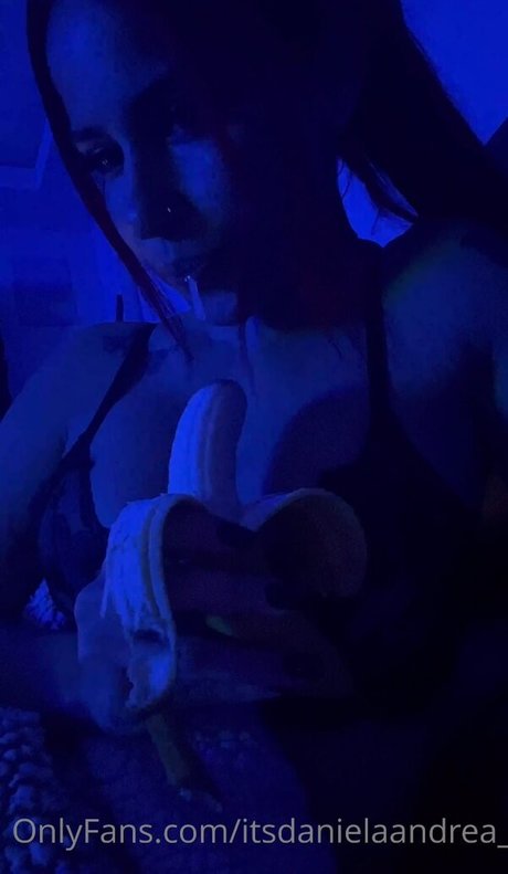itsdanielaandrea onlyfans naked leaks