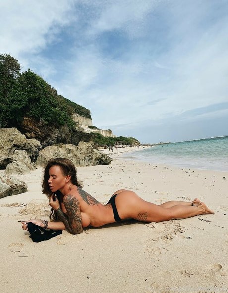 Anna Aksyuk onlyfans nude pictures