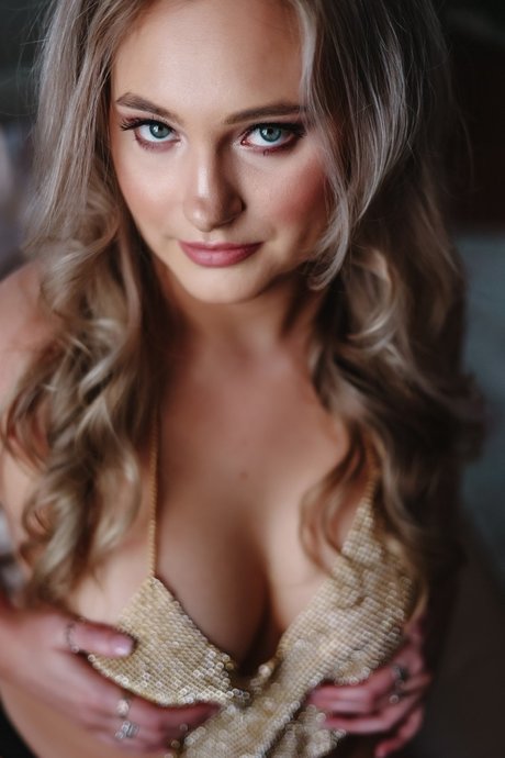 Jamie Claire Tully nsfw onlyfans