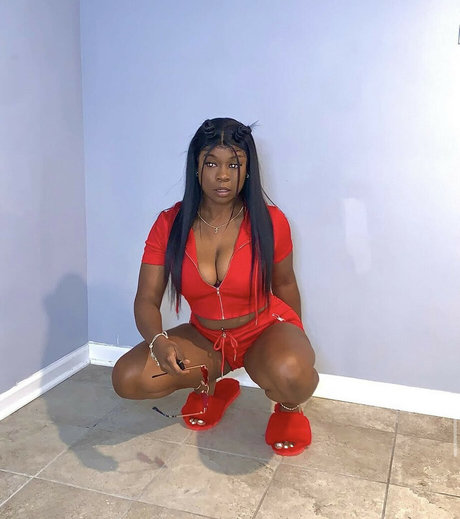 thick trixxx only fans nude leaks