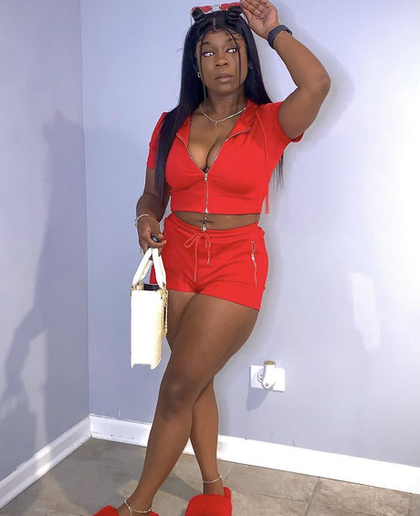 thick trixxx new onlyfans leaks