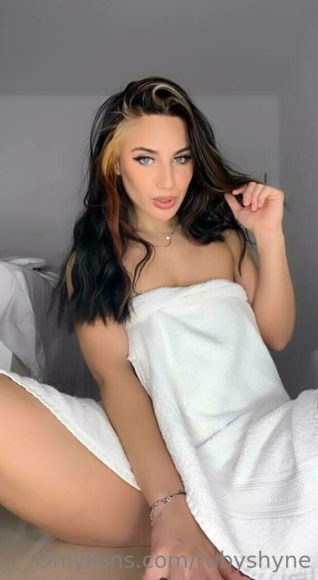 rubyshyne onlyfans sextape leak