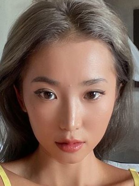 LonelyMeow only fans xxx