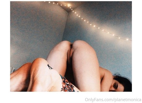 Planet Monica nude only fans leaks