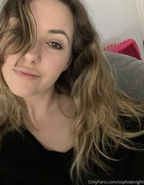 Sophia Knight onlyfans naked pics