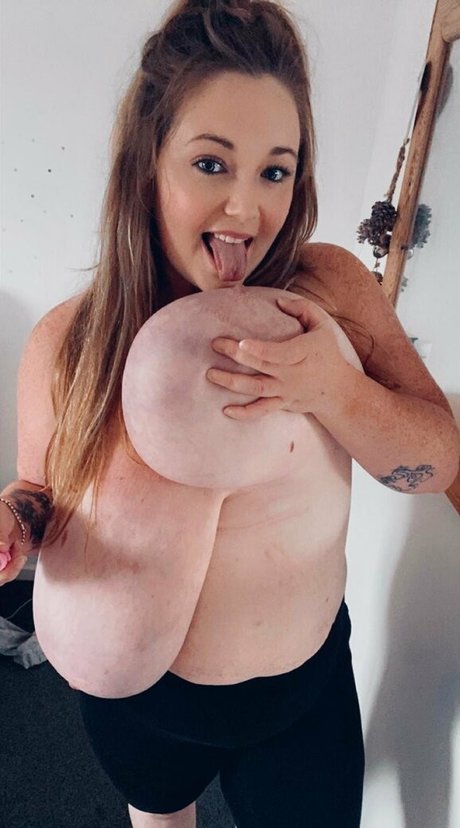 Chlozee naked onlyfans leak