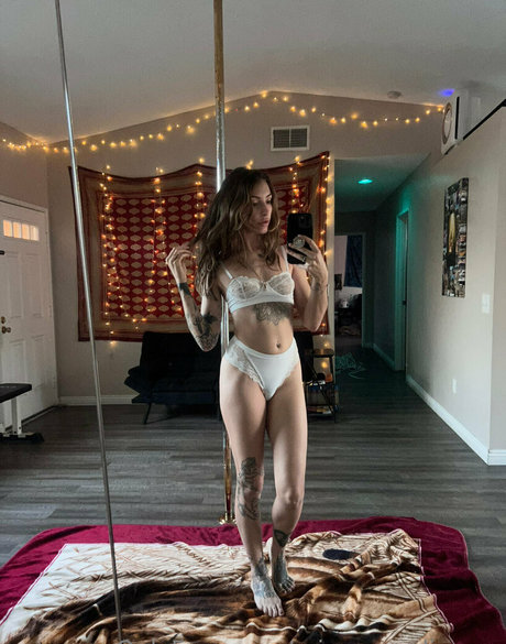 Miss angeliquew onlyfans free