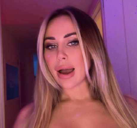 Amanda Mae Lynn onlyfans nudes