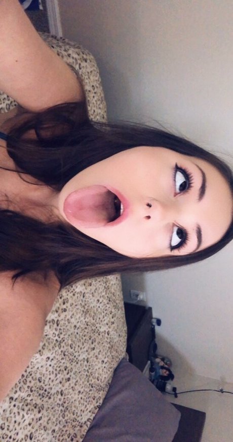 SmttenKitten onlyfans leaks