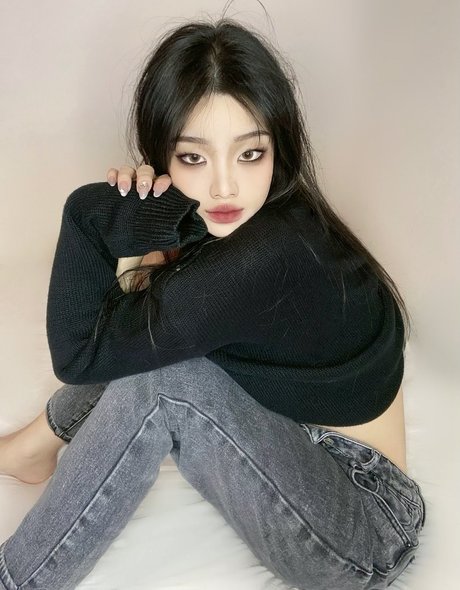 yakult only fans pic