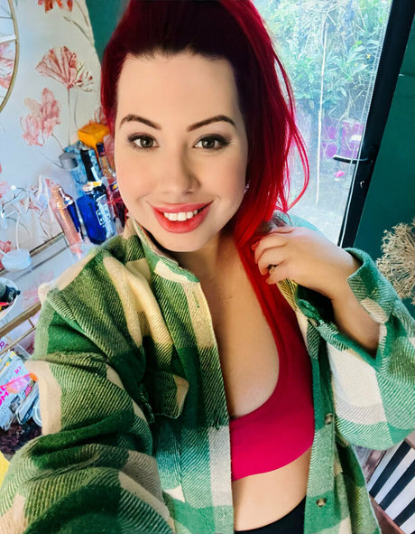 Lucy Jones onlyfans porn free