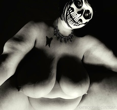 big ass blonde onlyfans free nude illustration