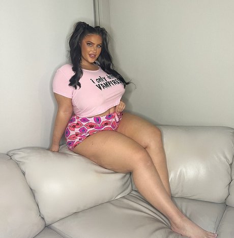 brookebarrows onlyfans model