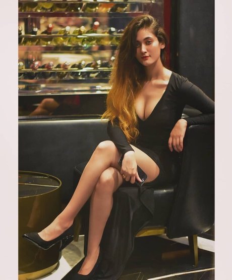 Nidhi Maheshwari onlyfans leaked photos