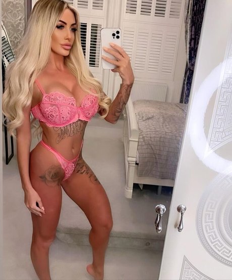 Debbie Clarkson onlyfans uncensored