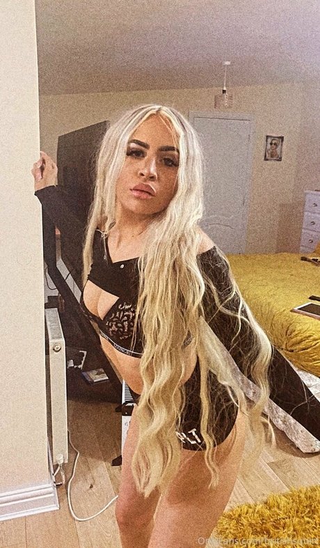 britishsquirt onlyfans nude leaked