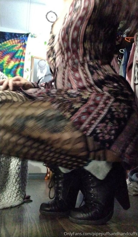 pipepuffsandhandcuffs onlyfans leaks