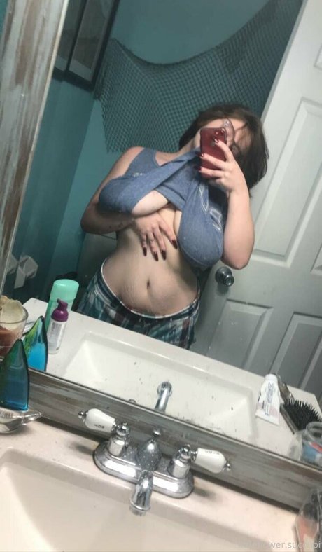 lil succubi topless onlyfans