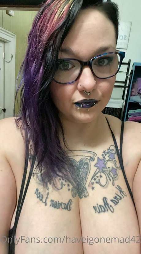 haveigonemad422 onlyfans nude pics