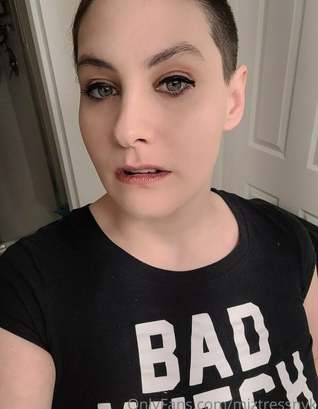 miztressnyk naked onlyfans leaked